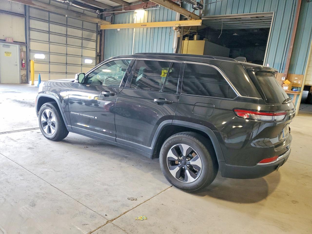 2024 JEEP GRAND CHEROKEE LIMITED 4XE — снимка 2