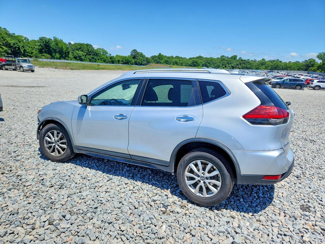 2019 NISSAN ROGUE SV — снимка 2