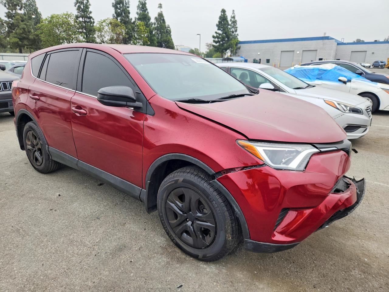 2018 TOYOTA RAV4 LE — снимка 4