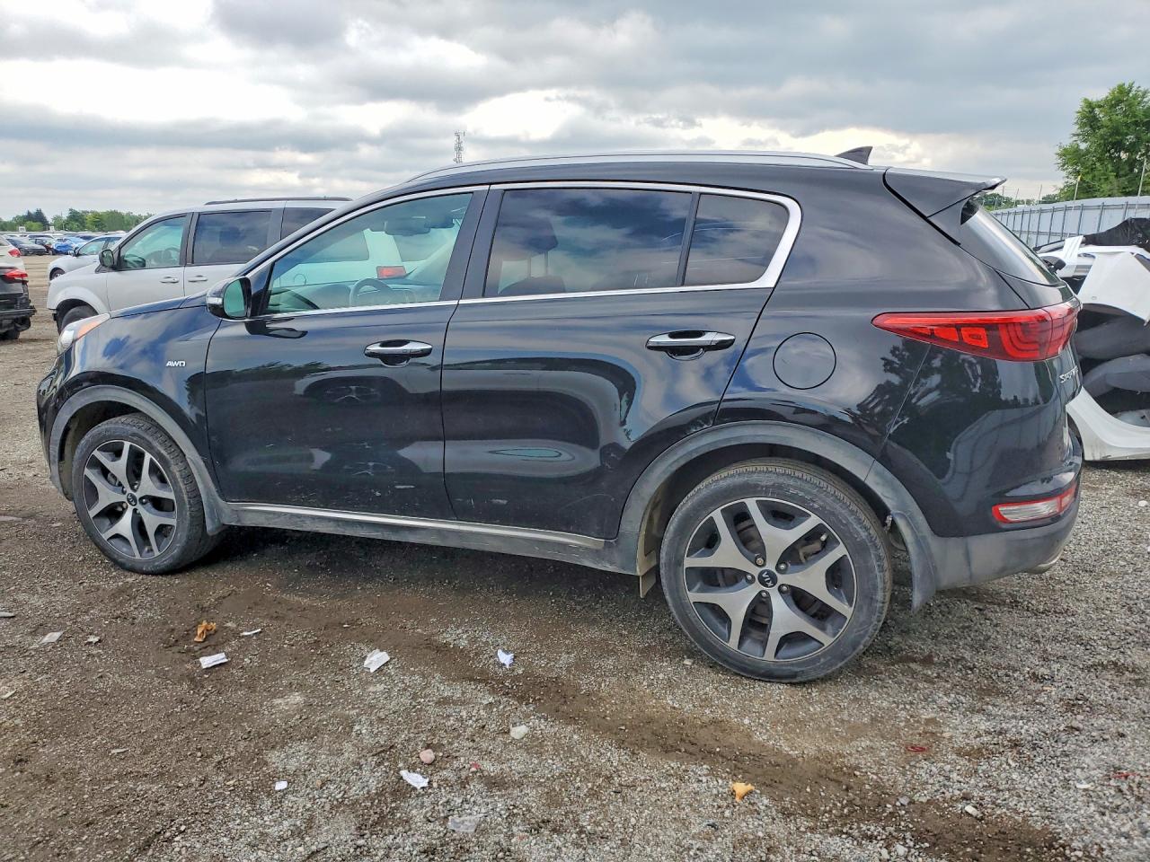 2017 KIA SPORTAGE SX — снимка 2