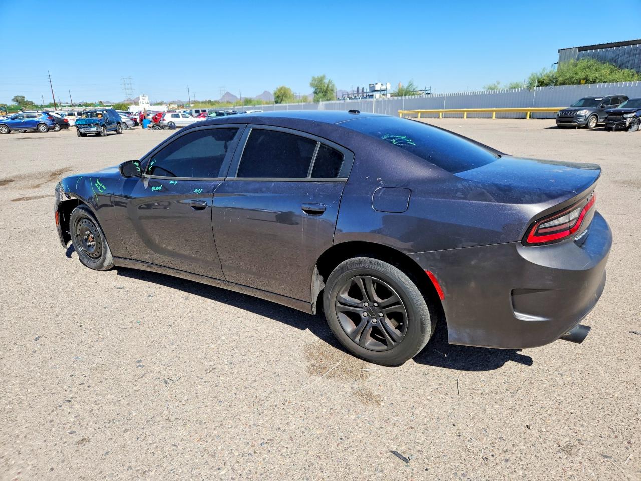 2015 DODGE CHARGER SE — снимка 2