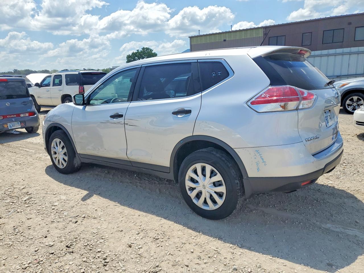 2016 NISSAN ROGUE S — снимка 2
