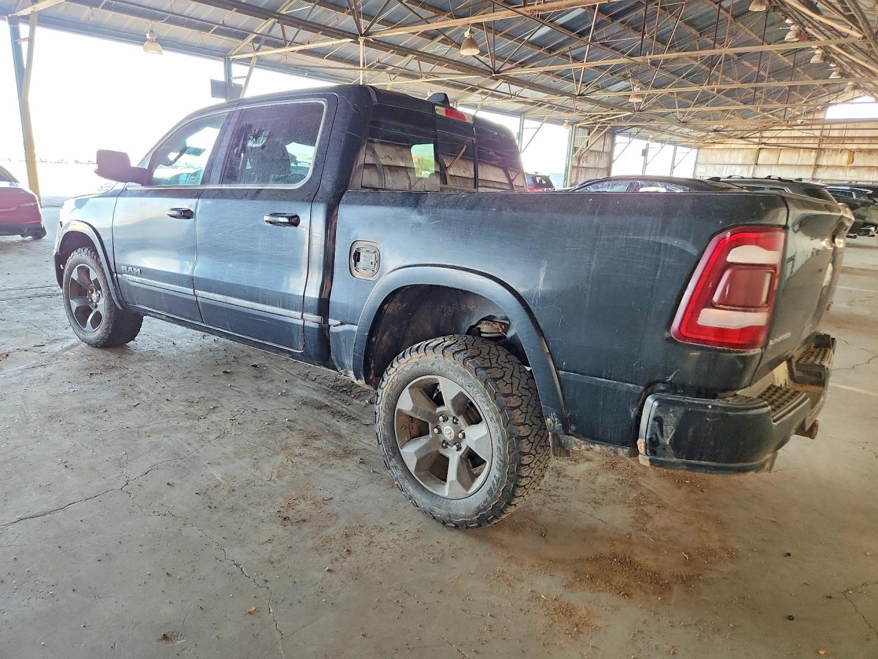 2023 RAM 1500 LIMITED — снимка 2