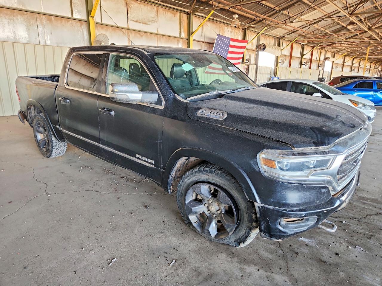 2023 RAM 1500 LIMITED — снимка 4