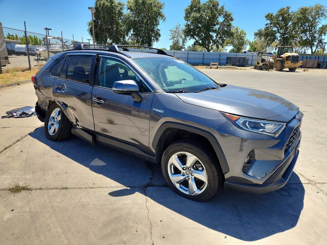 2021 TOYOTA RAV4 HYBRID XLE PREMIUM — снимка 4
