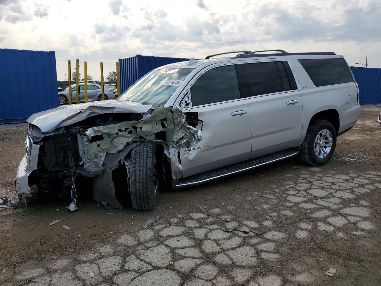 2016 GMC YUKON XL K1500 SLE