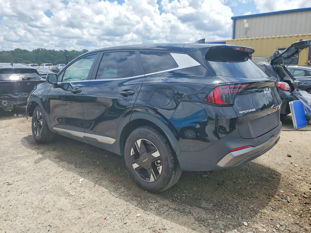 2026 KIA SPORTAGE LX — снимка 2