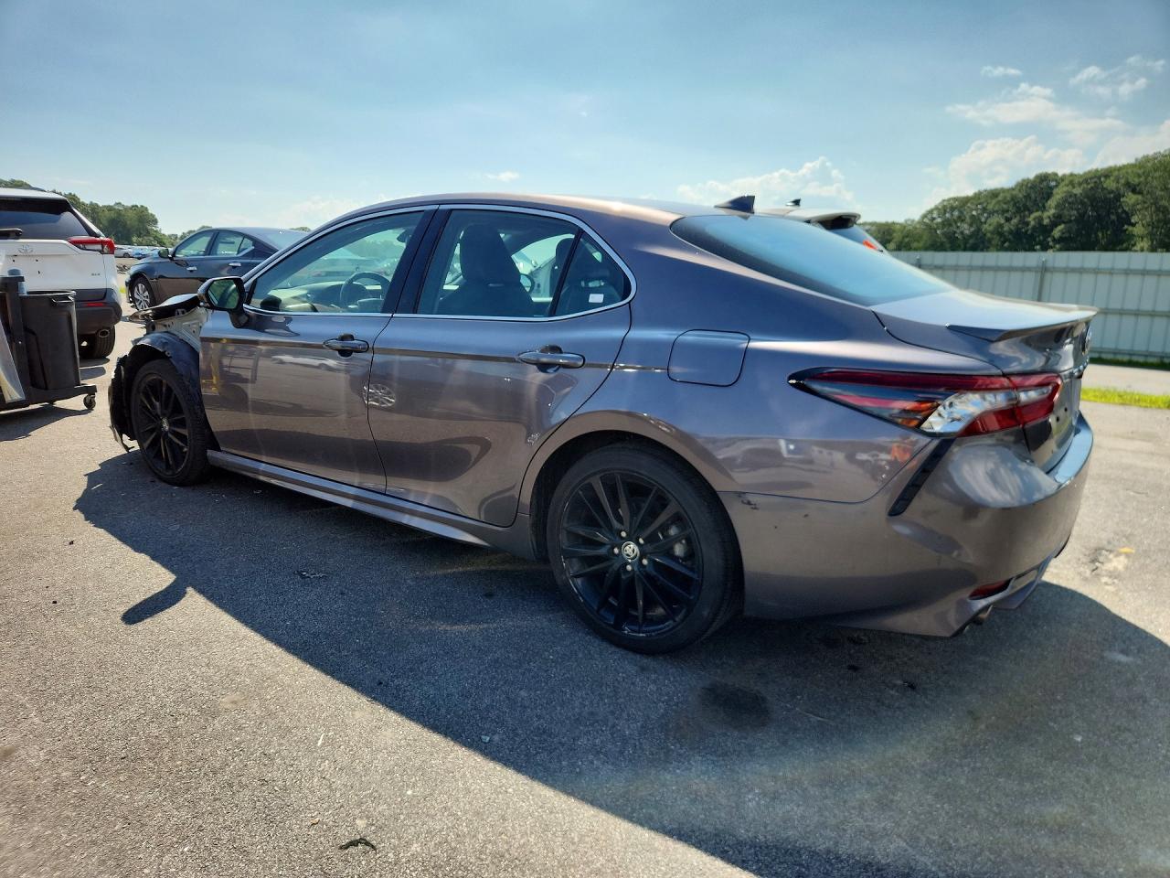 2024 TOYOTA CAMRY XSE — снимка 2
