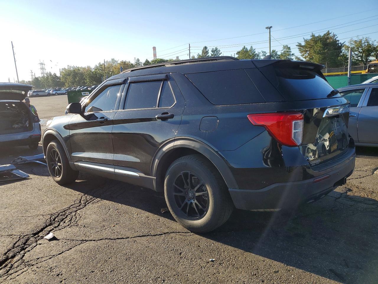 2021 FORD EXPLORER XLT — снимка 2
