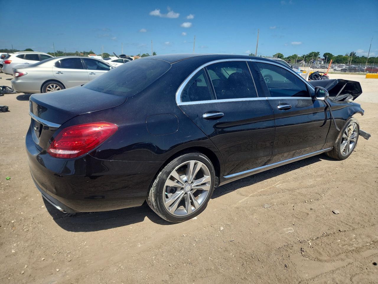 2017 MERCEDES-BENZ C 300 — снимка 3
