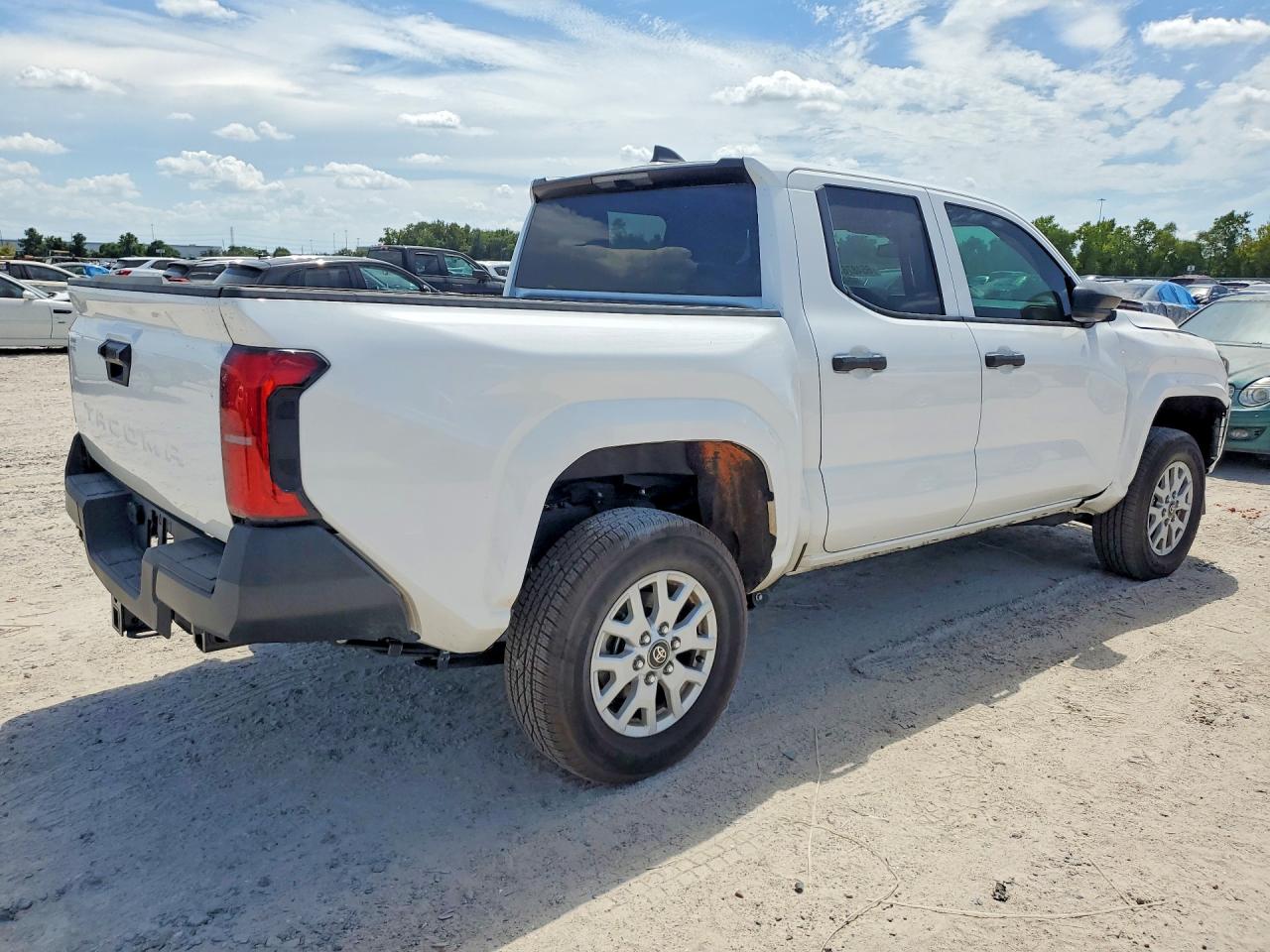 2025 TOYOTA TACOMA SR — снимка 3