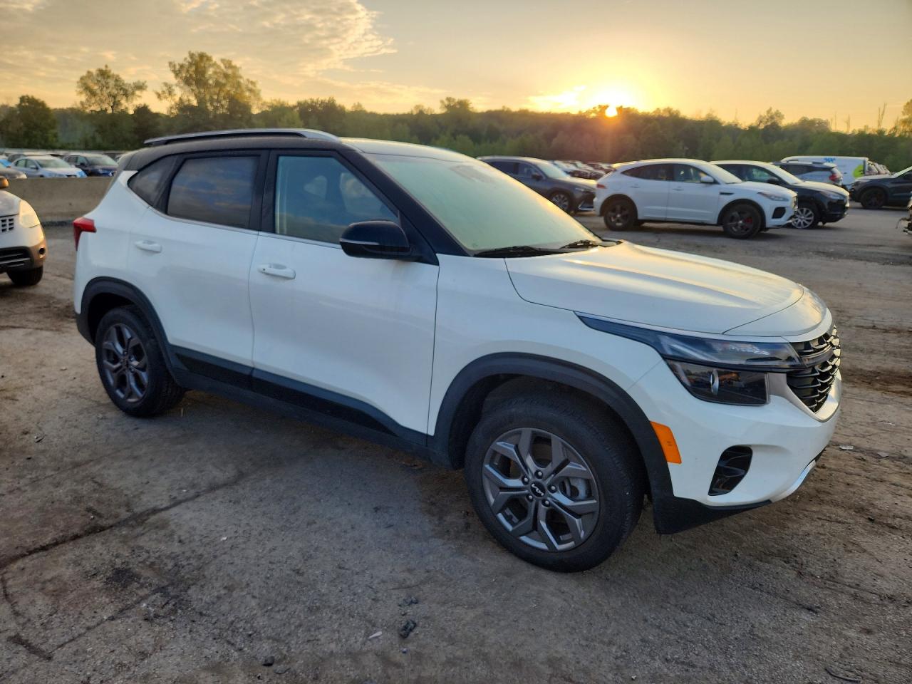 2024 KIA SELTOS S — снимка 4