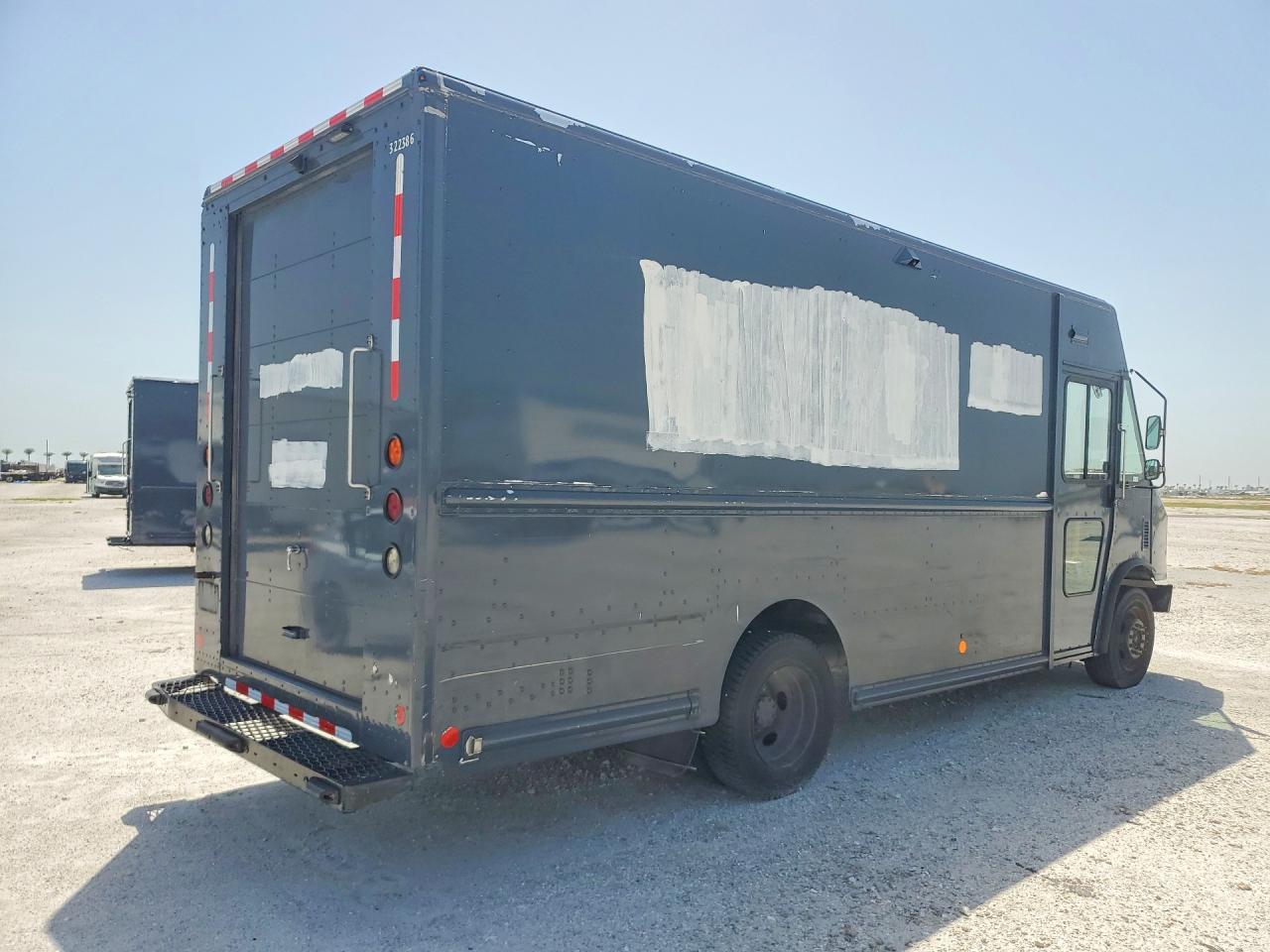 2020 FORD F59 — снимка 3