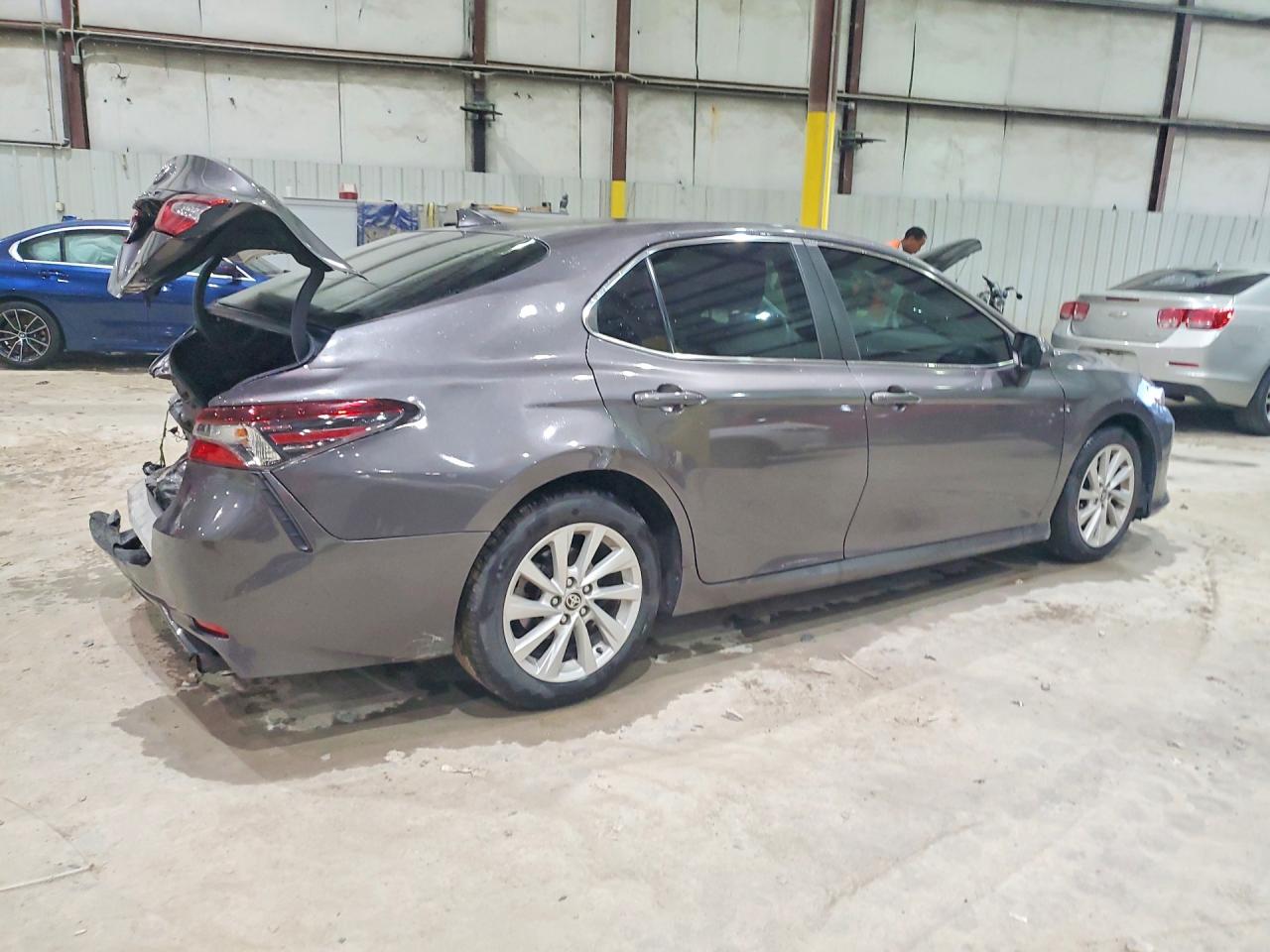 2021 TOYOTA CAMRY LE — снимка 3