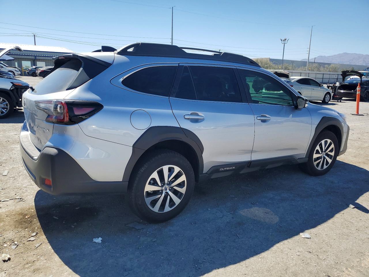2025 SUBARU OUTBACK PREMIUM — снимка 3