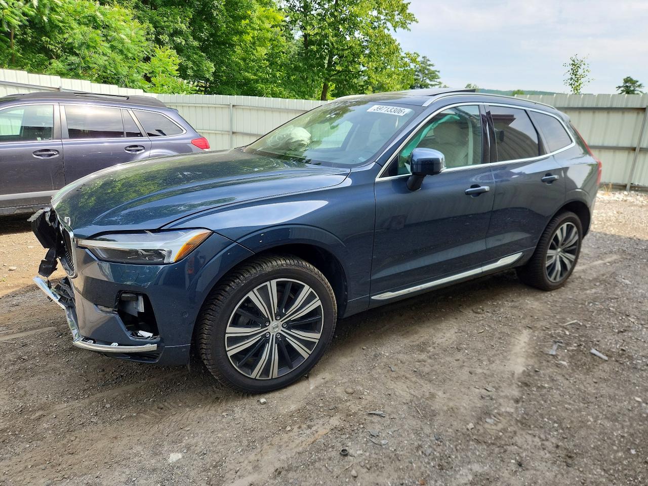 2022 VOLVO XC60 B6 INSCRIPTION