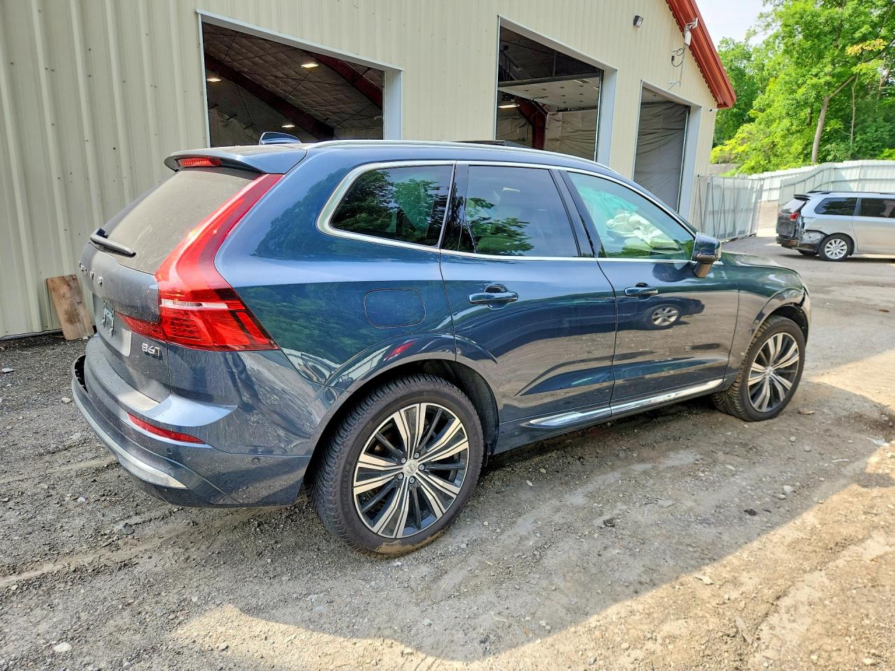 2022 VOLVO XC60 B6 INSCRIPTION — снимка 3