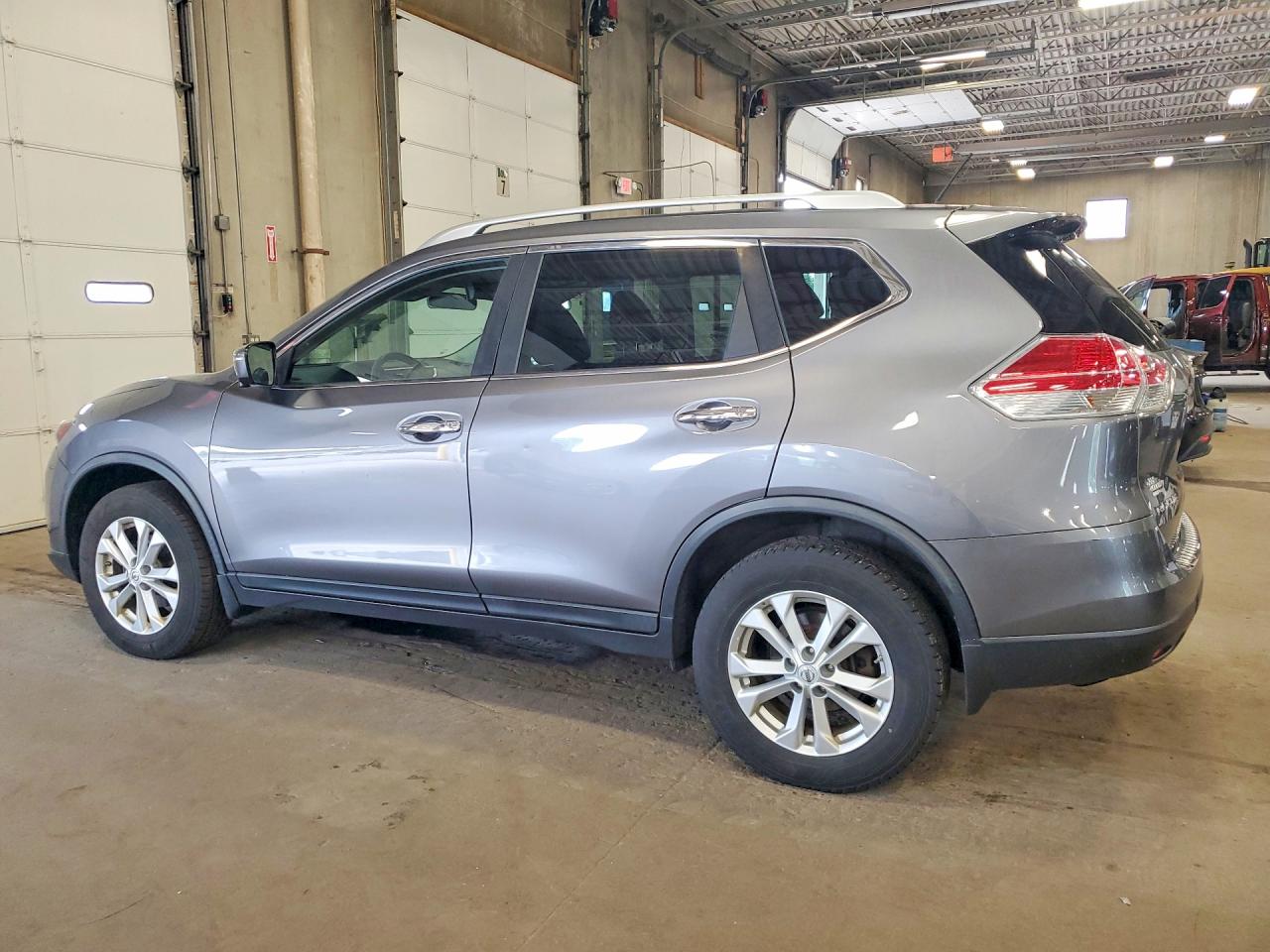 2016 NISSAN ROGUE SV — снимка 2