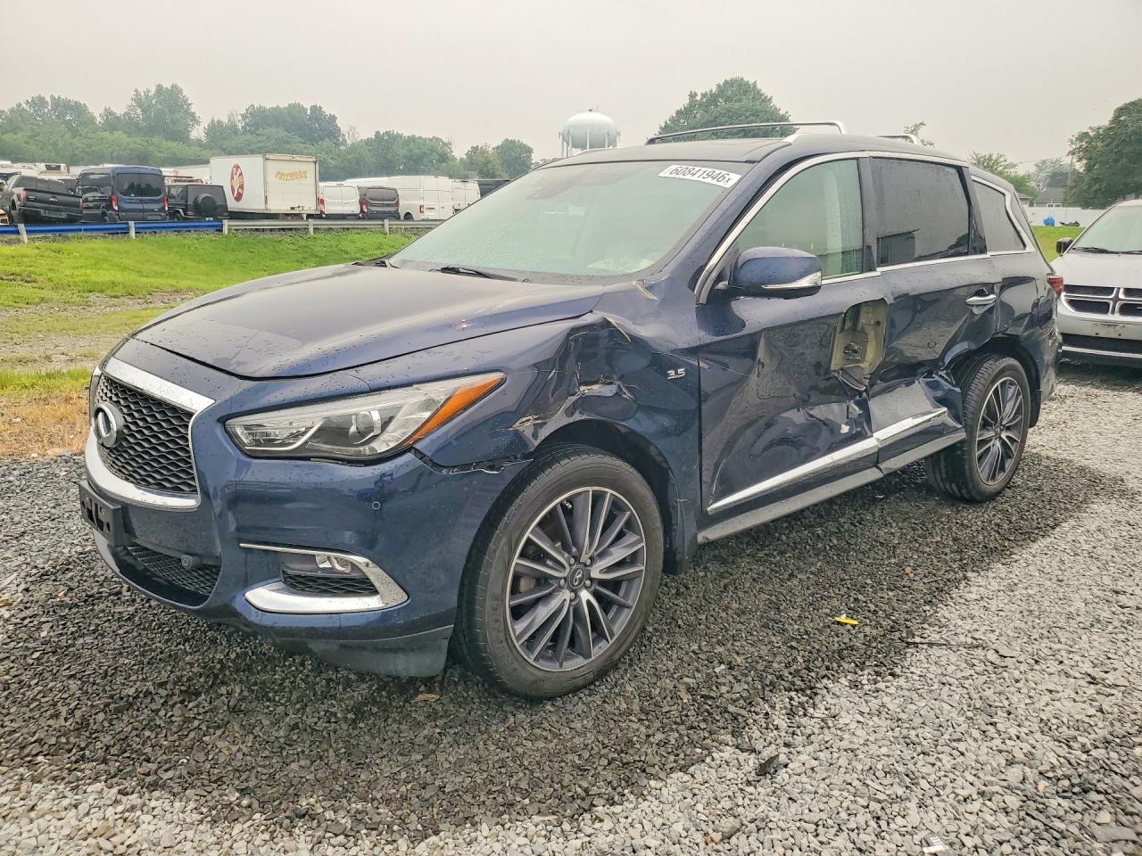 2017 INFINITI QX60 BASE