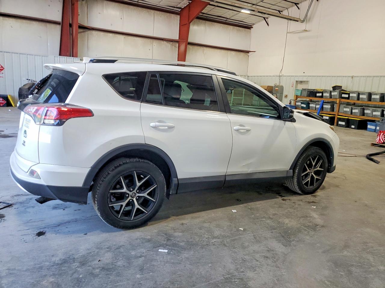 2016 TOYOTA RAV4 SE — снимка 3
