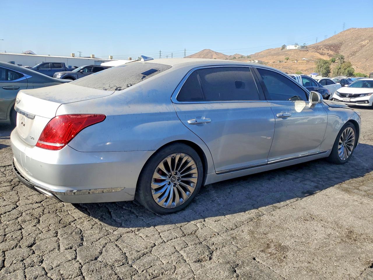 2017 GENESIS G90 ULTIMATE — снимка 3