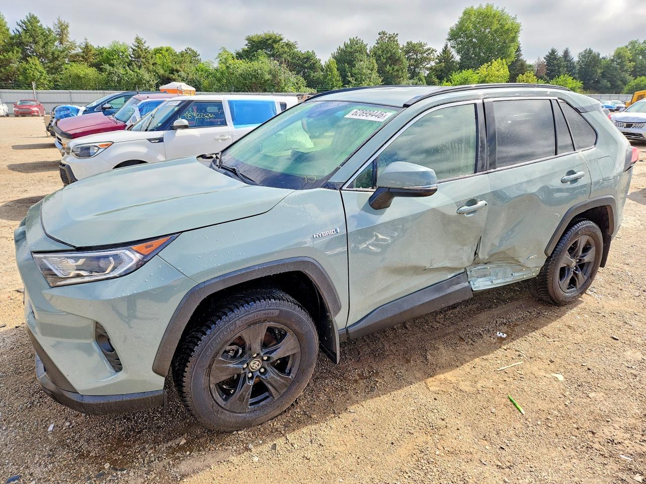 2020 TOYOTA RAV4 HYBRID XLE