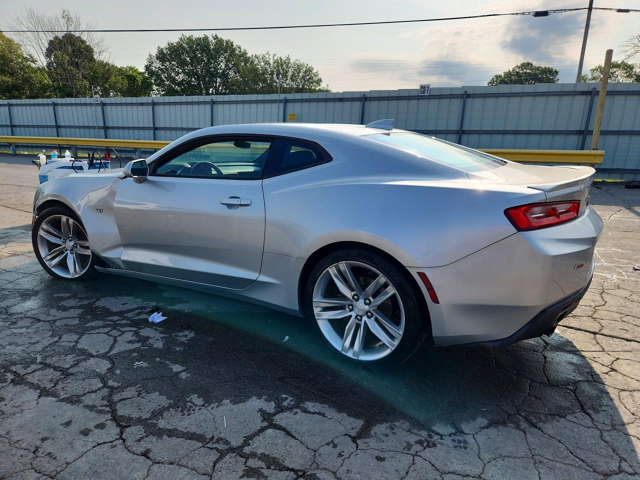 2016 CHEVROLET CAMARO LT — снимка 2