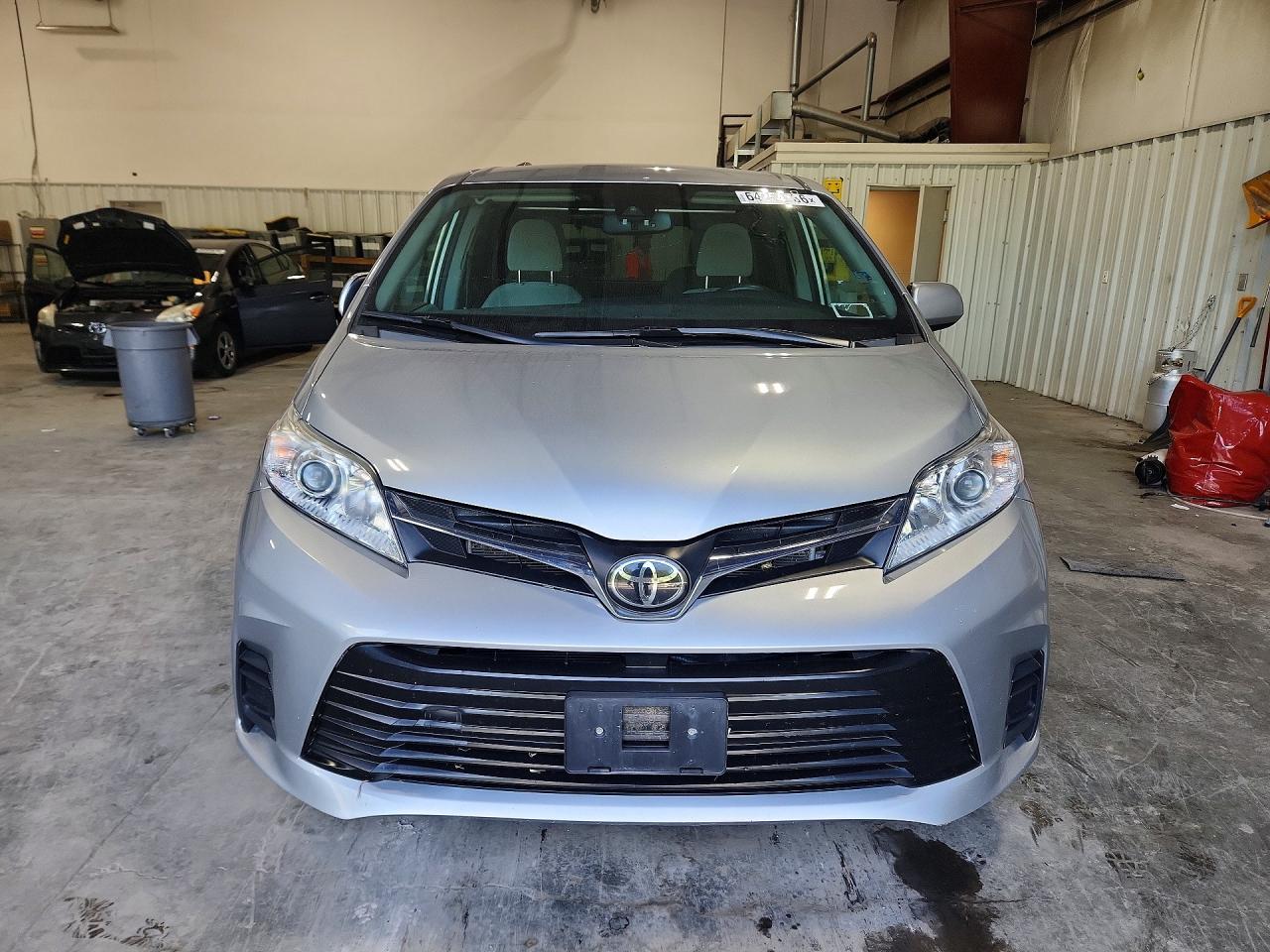 2020 TOYOTA SIENNA LE — снимка 5