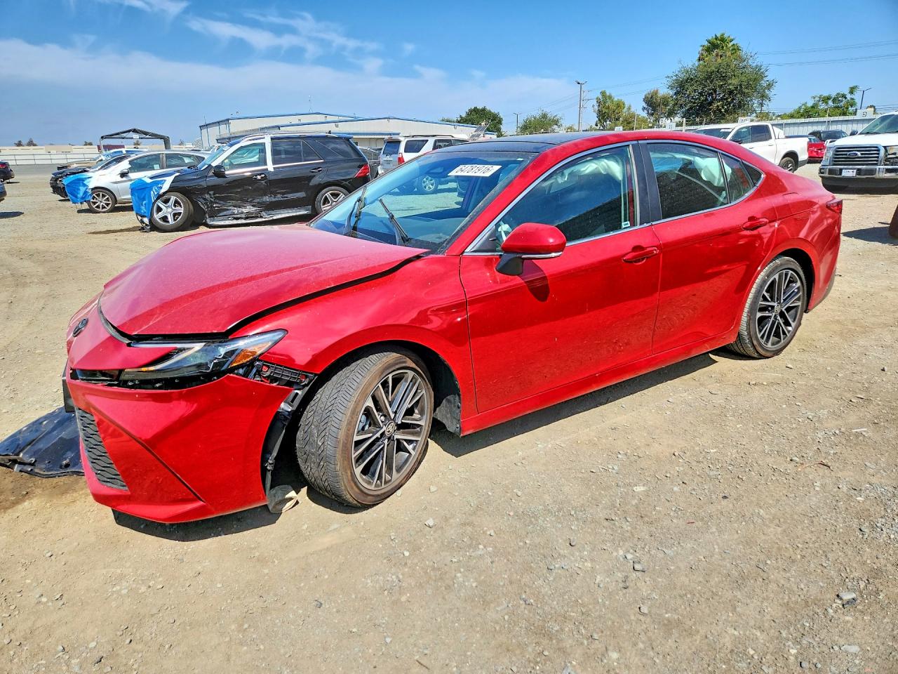 2025 TOYOTA CAMRY XLE