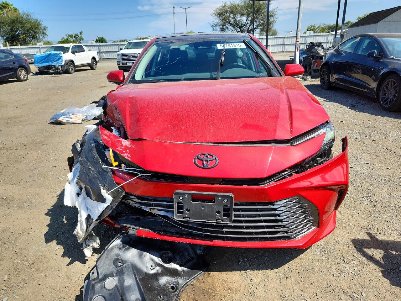 2025 TOYOTA CAMRY XLE — снимка 5