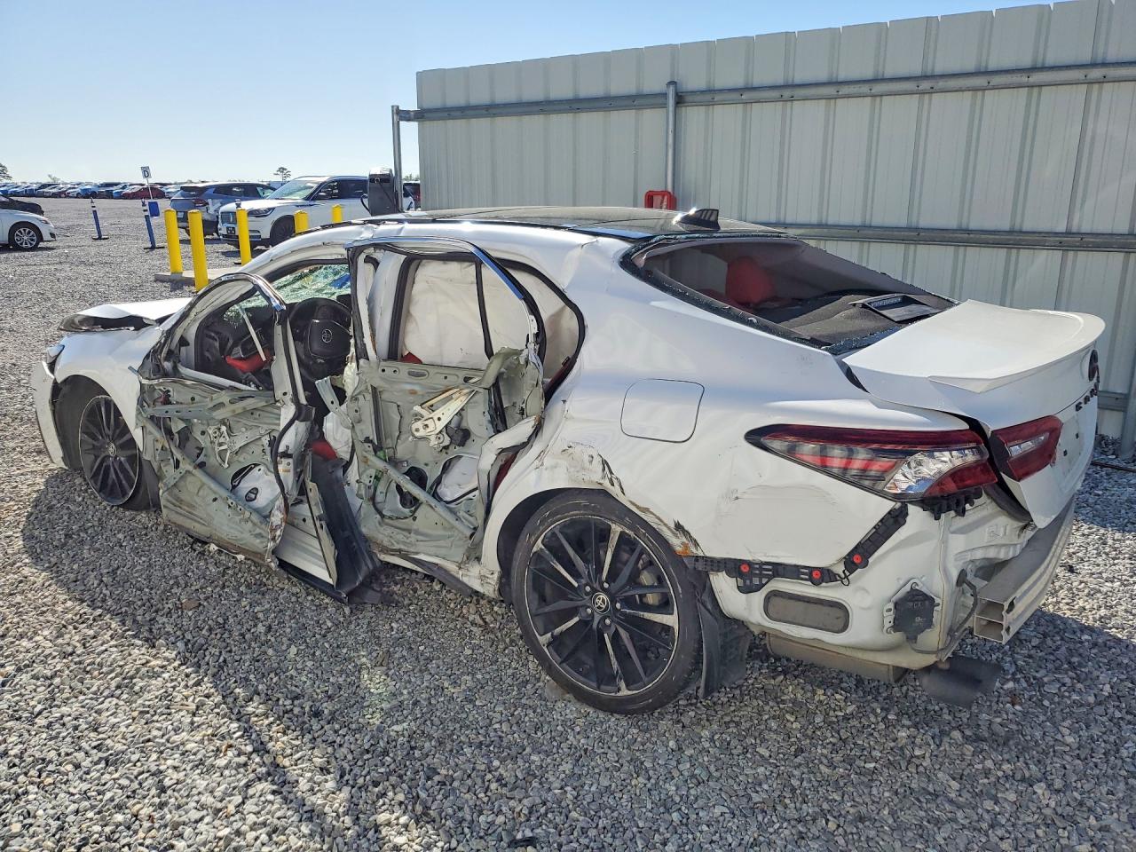 2024 TOYOTA CAMRY XSE — снимка 2