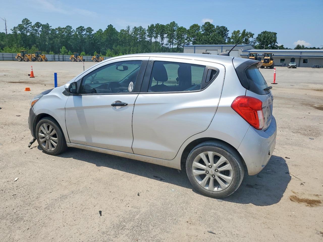 2017 CHEVROLET SPARK 1LT — снимка 2