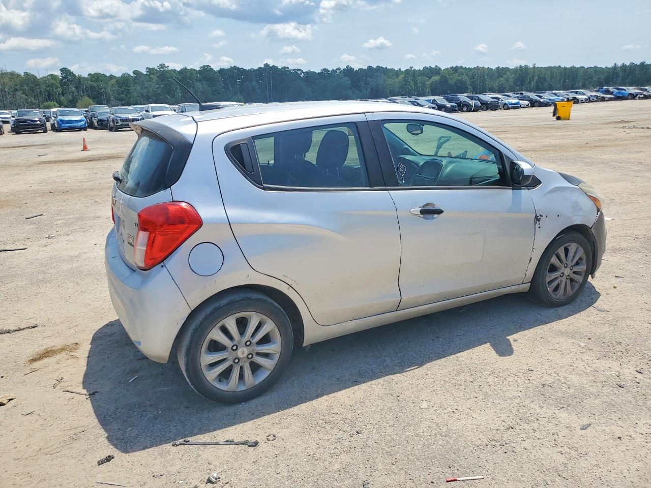 2017 CHEVROLET SPARK 1LT — снимка 3