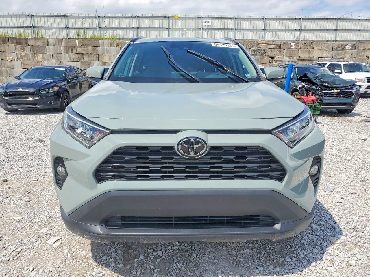 2020 TOYOTA RAV4 XLE — снимка 5