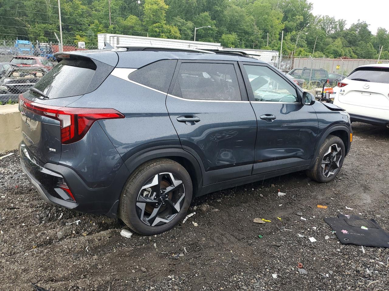 2025 KIA SELTOS EX — снимка 3