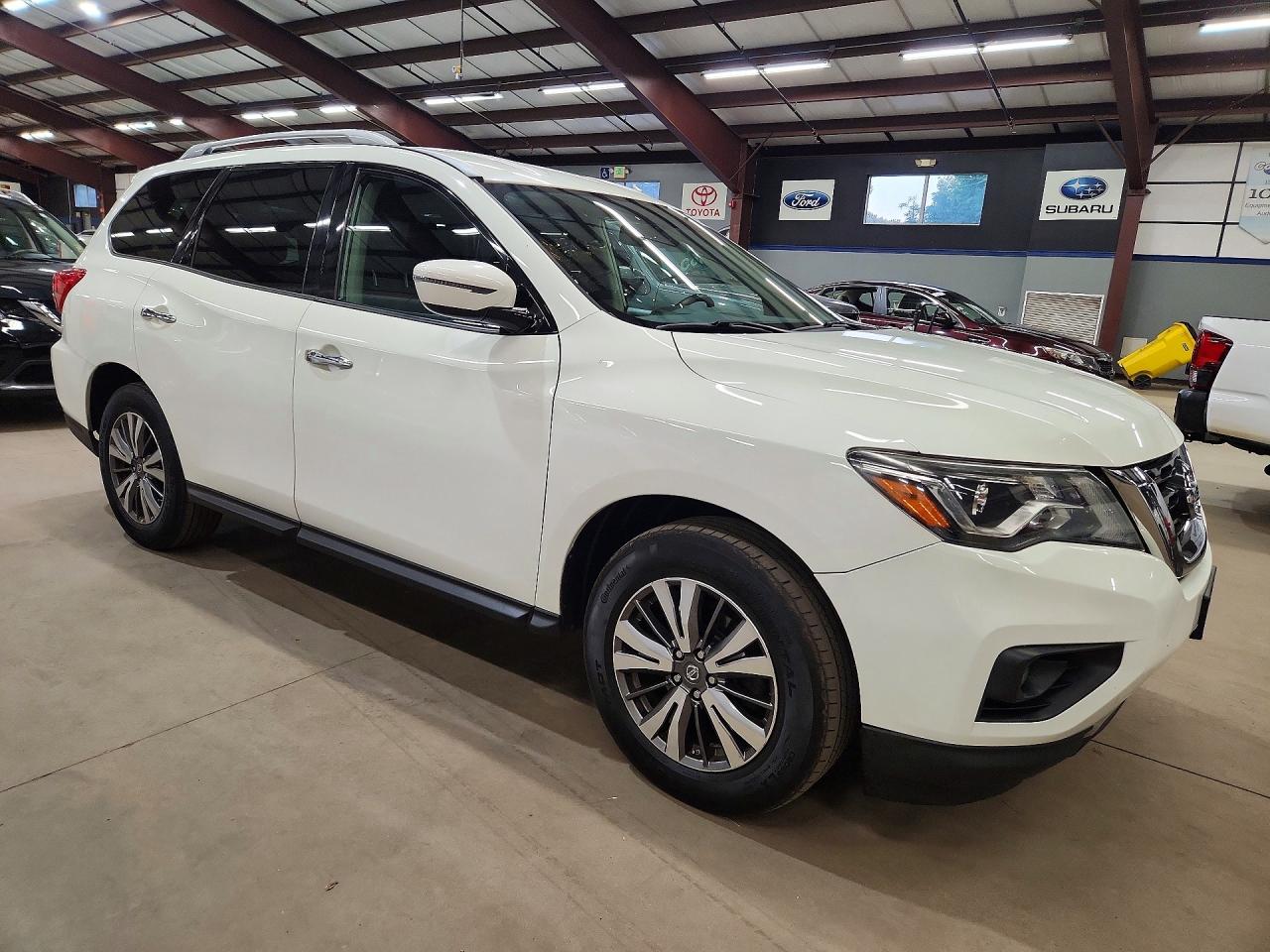2017 NISSAN PATHFINDER SV — снимка 4