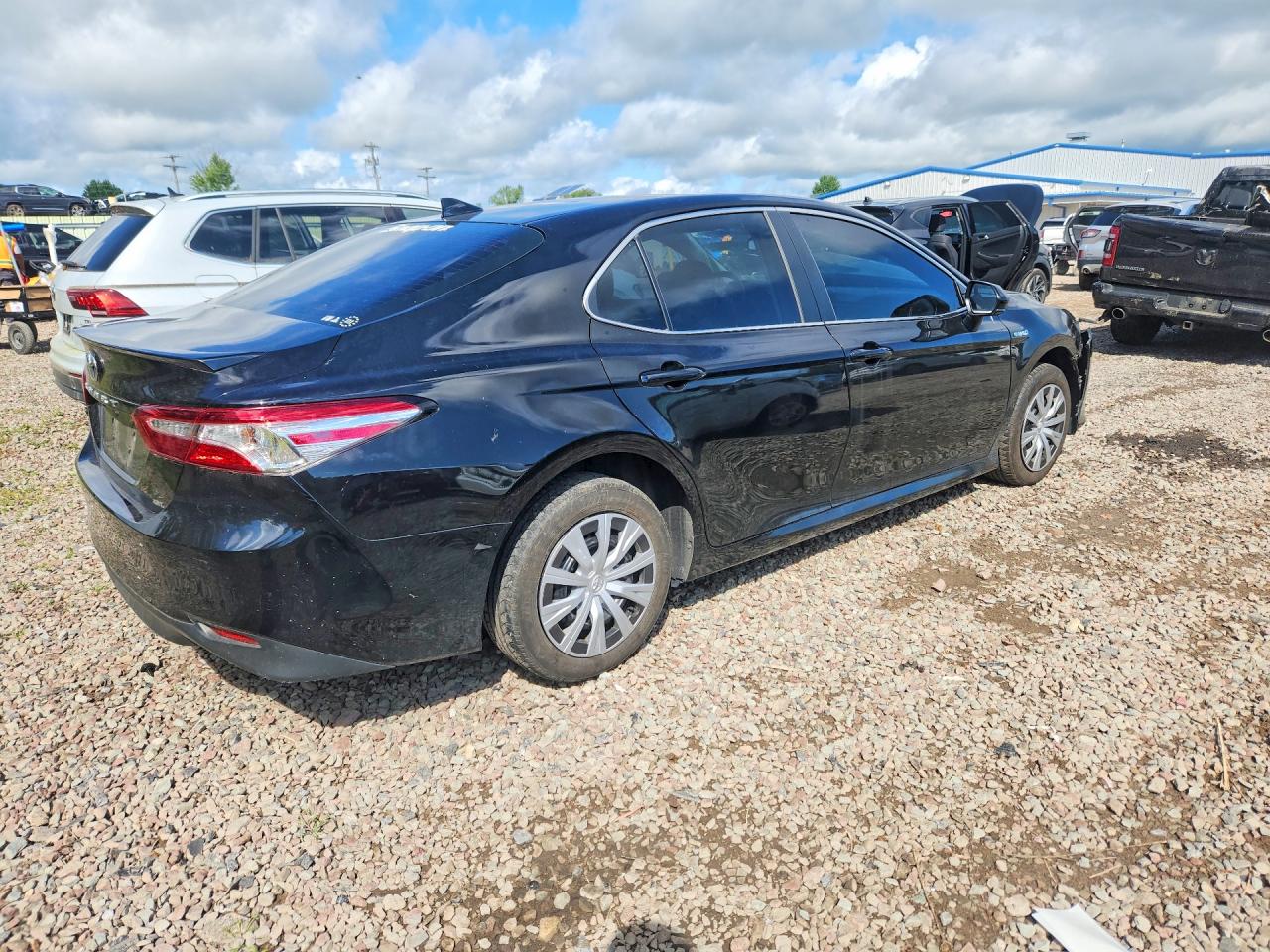 2020 TOYOTA CAMRY LE — снимка 3