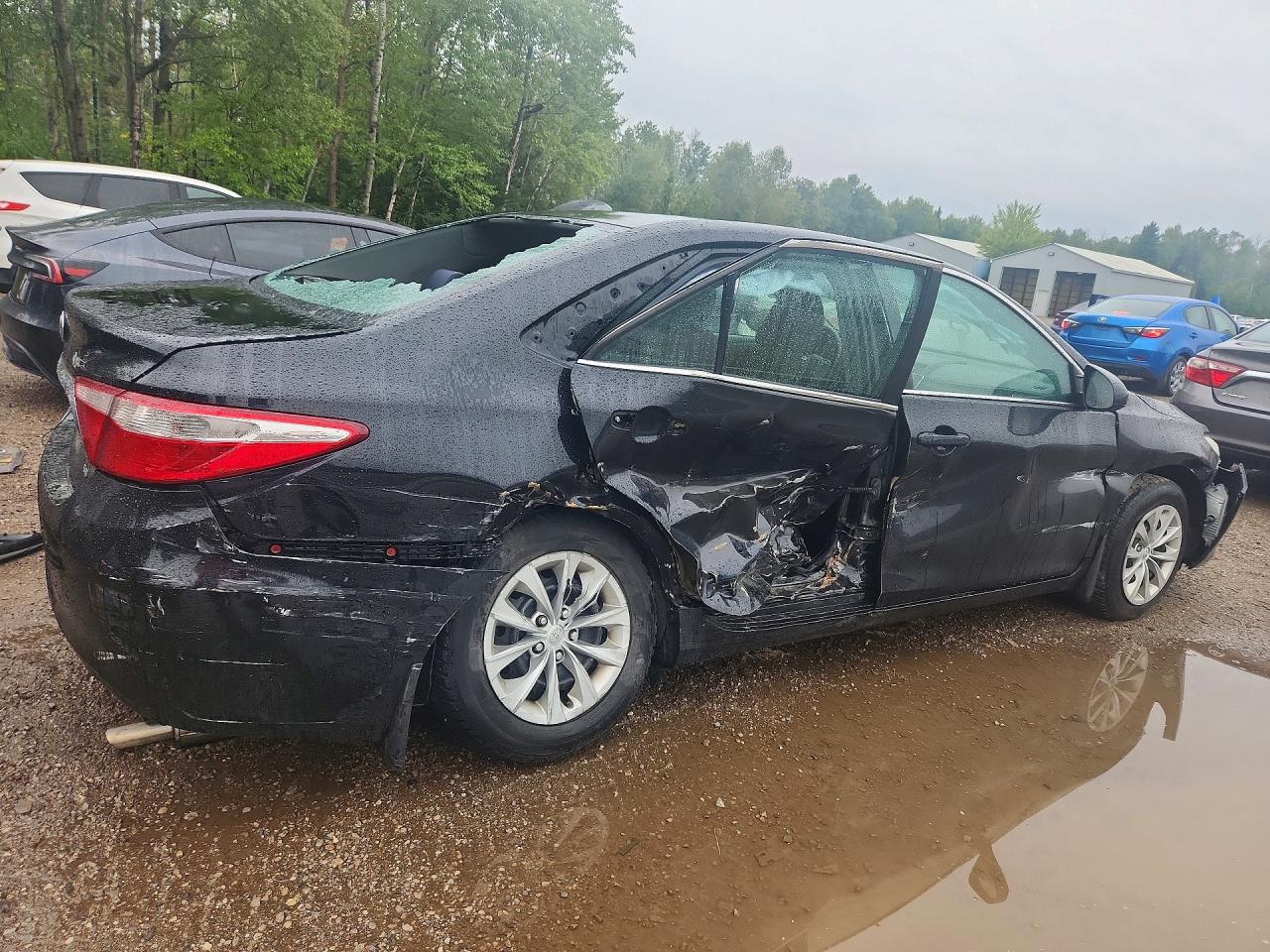 2017 TOYOTA CAMRY LE — снимка 3