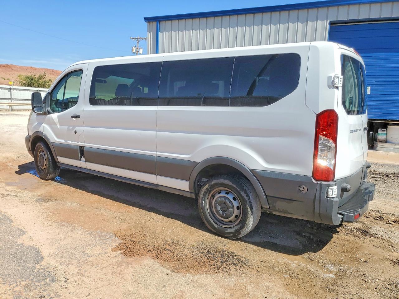 2015 FORD TRANSIT T-350 — снимка 2