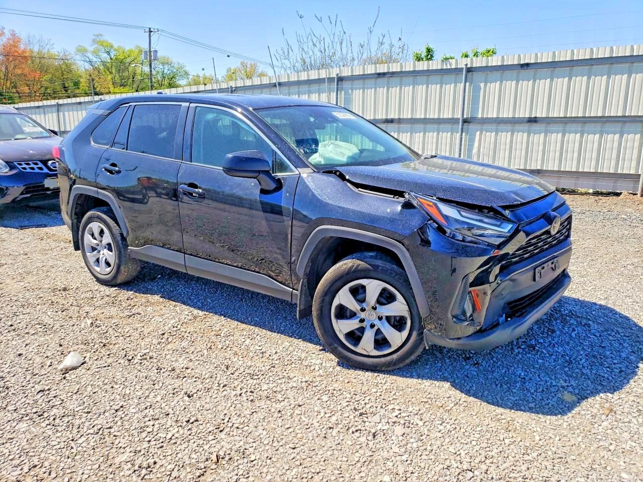 2024 TOYOTA RAV4 LE — снимка 4