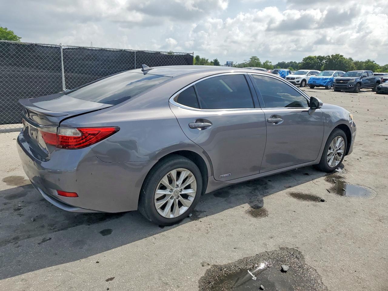 2013 LEXUS ES 300H — снимка 3