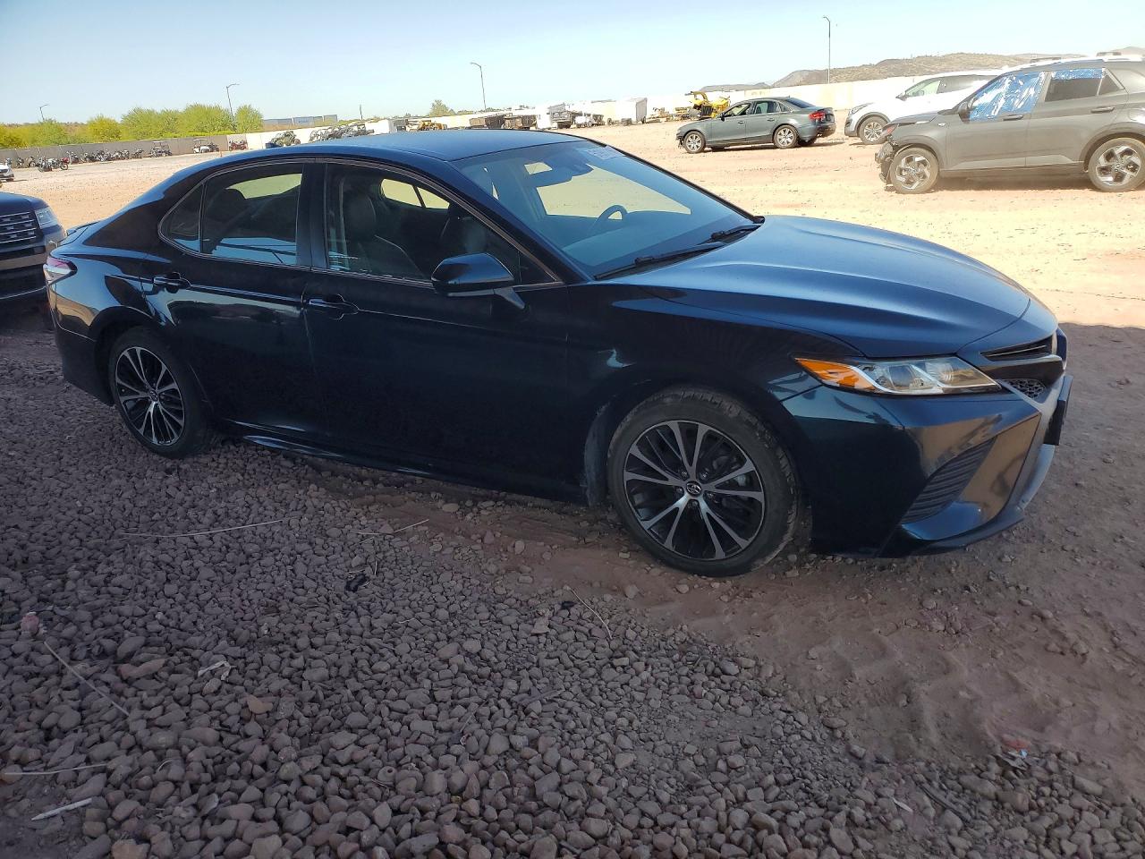 2019 TOYOTA CAMRY SE — снимка 4