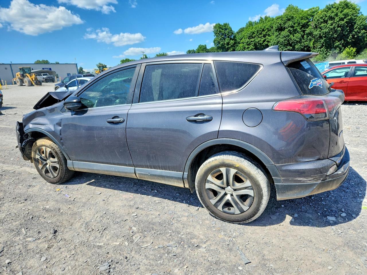 2018 TOYOTA RAV4 LE — снимка 2
