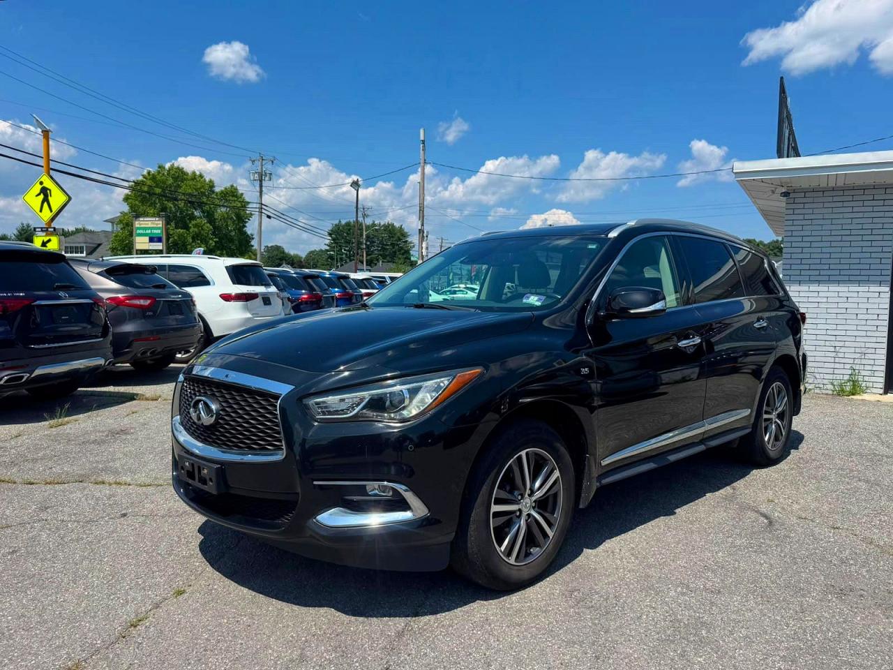 2019 INFINITI QX60 LUXE — снимка 2