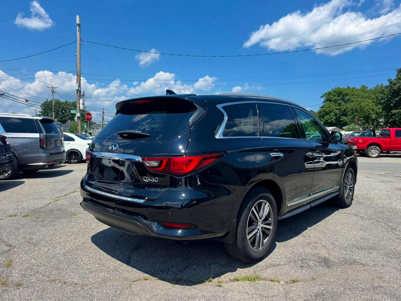 2019 INFINITI QX60 LUXE — снимка 4