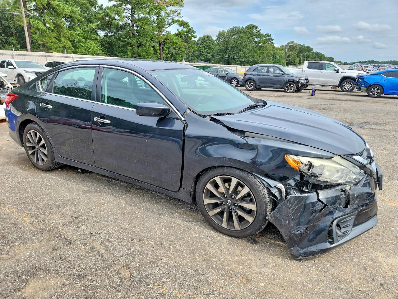 2017 NISSAN ALTIMA 2.5 SV — снимка 4