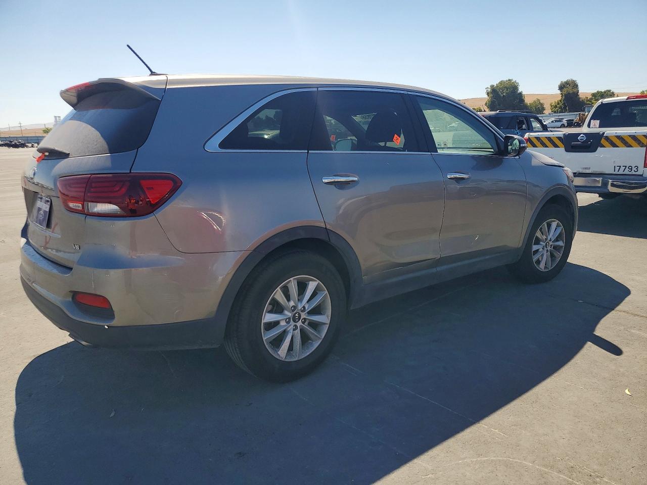 2019 KIA SORENTO LX V6 — снимка 3