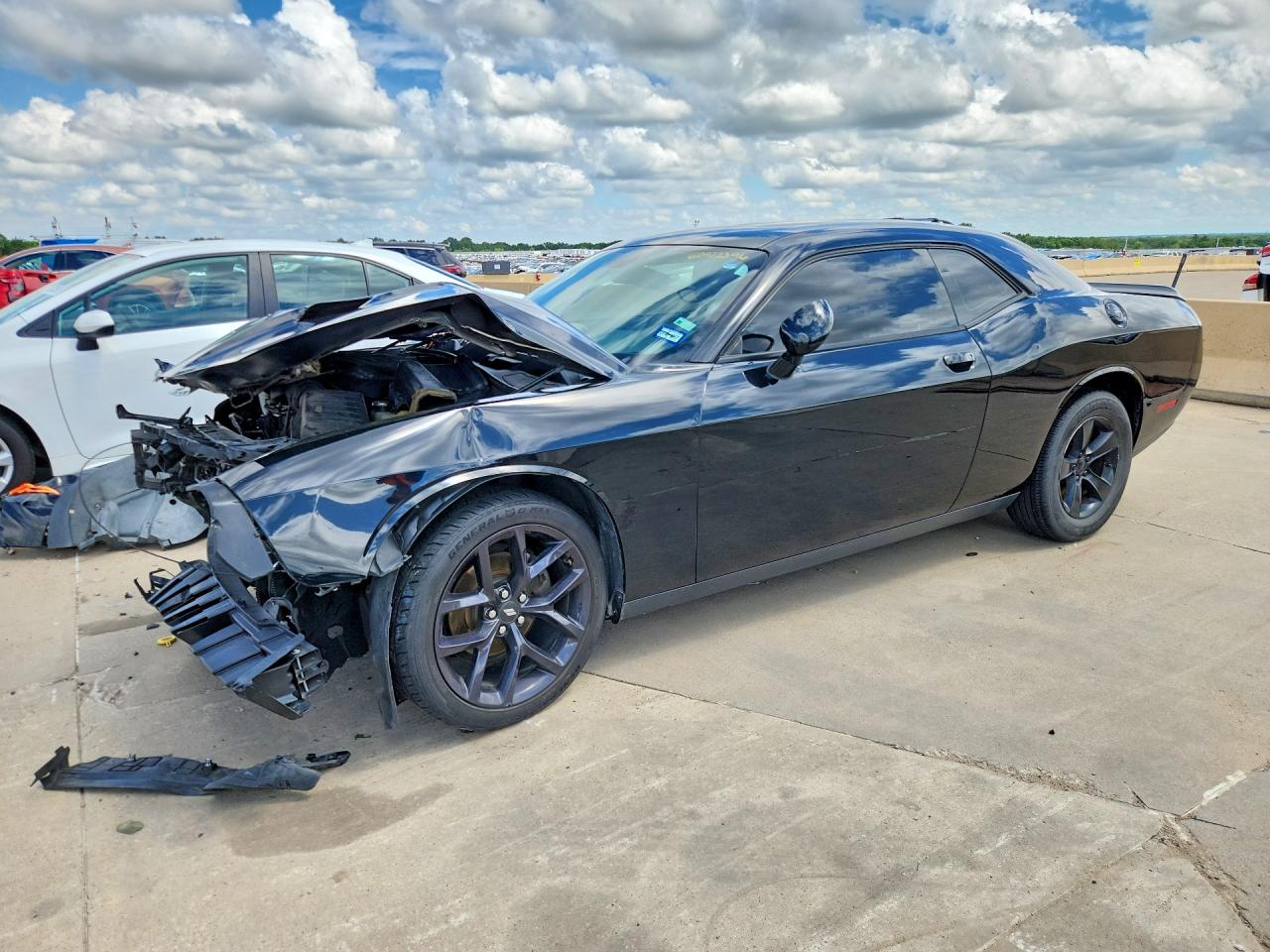 2021 DODGE CHALLENGER SXT