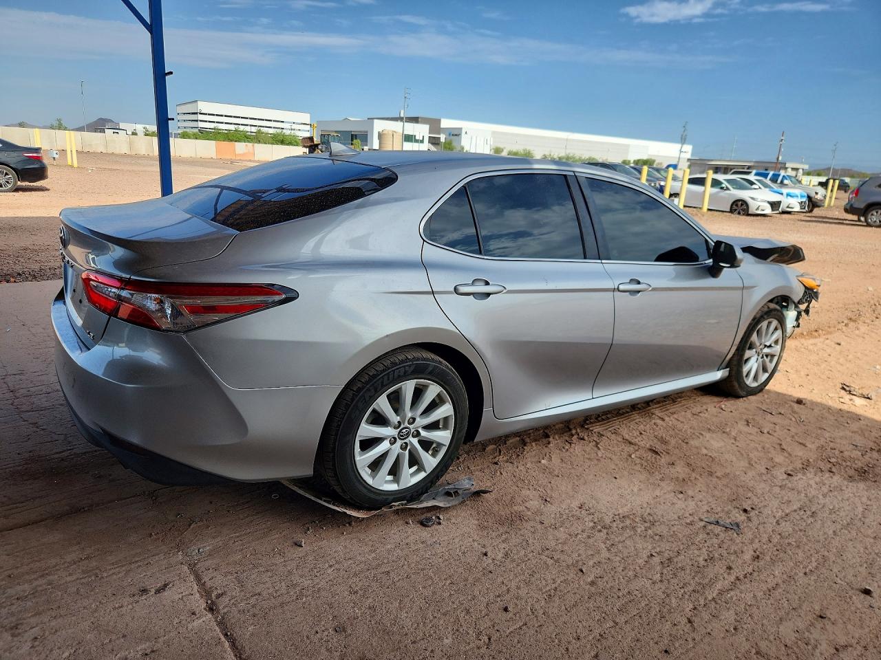 2019 TOYOTA CAMRY LE — снимка 3