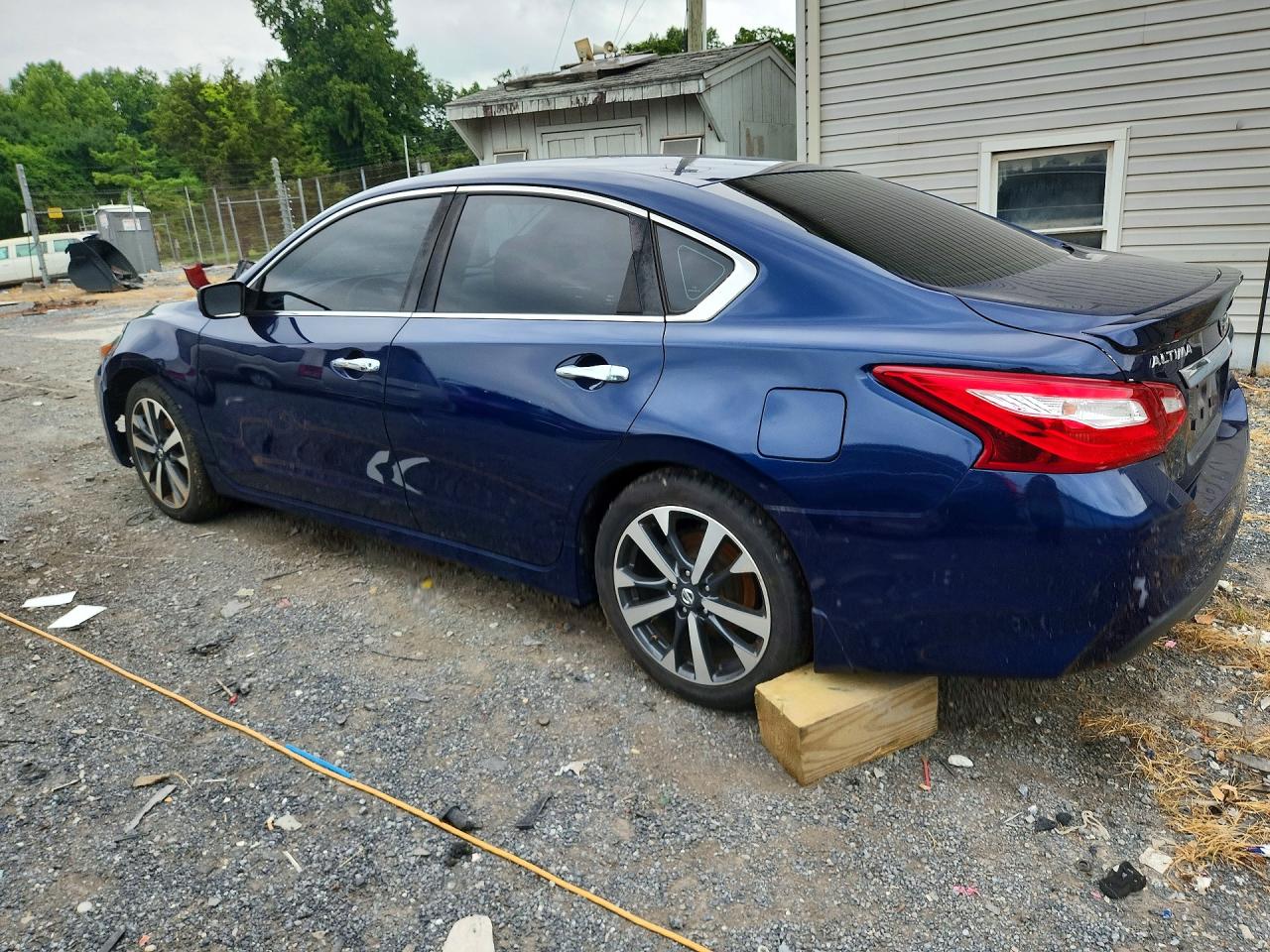 2017 NISSAN ALTIMA 2.5 SR — снимка 2
